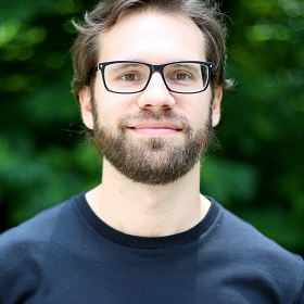 dr. Aljaž Košmerlj